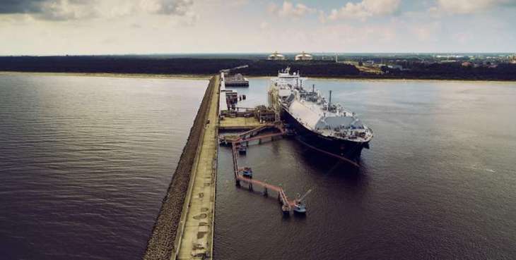 Poland Starts Building Floating LNG Terminal in Gdansk - Government Official
