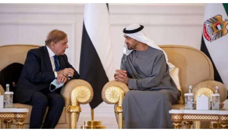 رئیس وزراء باکستان یزور دولة الامارات لتقدیم واجب العزاء بوفاة الشیخ خلیفة بن زاید