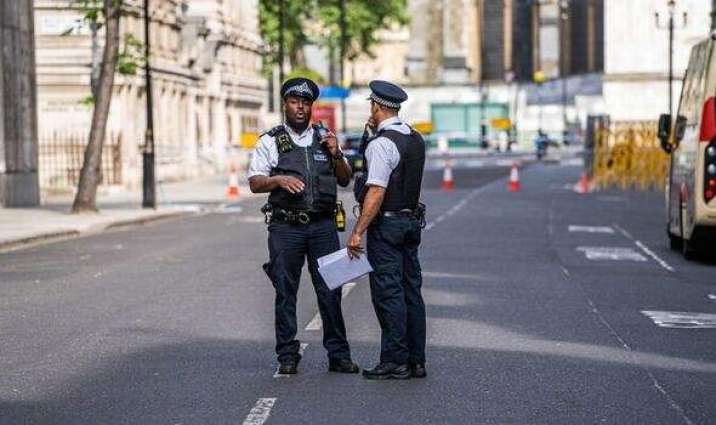 London Police Carry Out Controlled Explosions Near Westminster Abbey