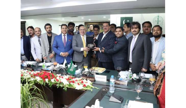 Saudi businessmen visit LCCI