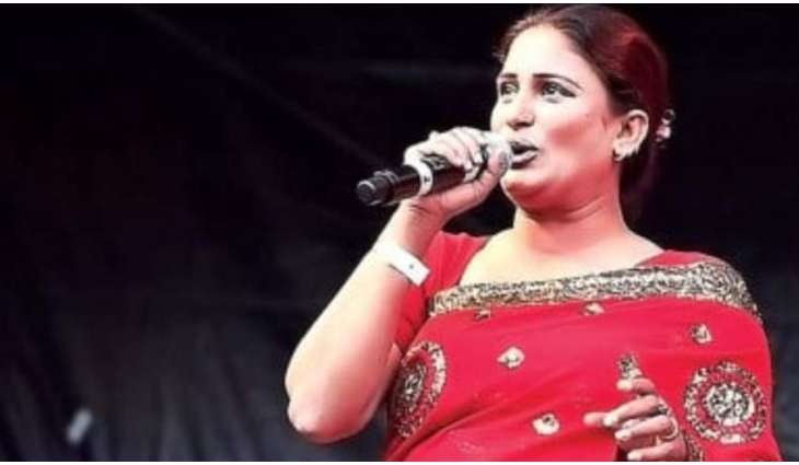 Naseebo Lal's video of singing Lagiyan Barishan goes viral