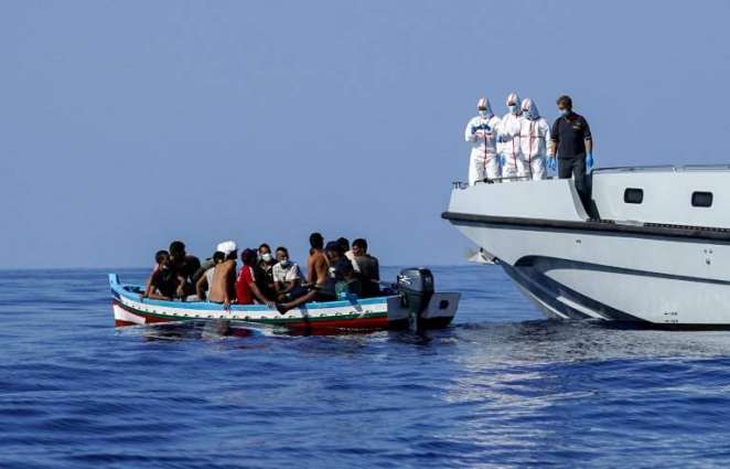 Over 500 Migrants From Africa Arrive in Italy's Lampedusa in 24 Hours - Reports