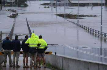 Australia floods worsen as thousands more flee Sydney homes