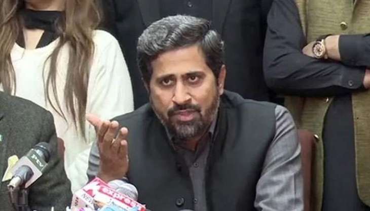 Fayyazul Hassan Chohan claims to have received threats from unknown caller