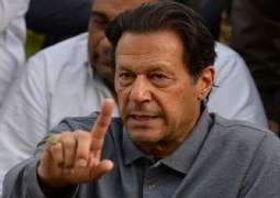 محکمة تمنع الشرطة من اعتقال رئیس الوزراء السابق عمران خان موٴقتا