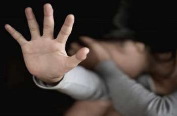 طفلة تونسیة تتعرض للاغتصاب من قبل شخص تعرفت علیہ عبر ” فیسبوک “