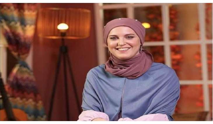 فنانة انجلیزیة شھیرة تعلن اعتناقھا الاسلام