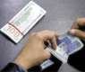 Rupee makes quick recovery against US dollar