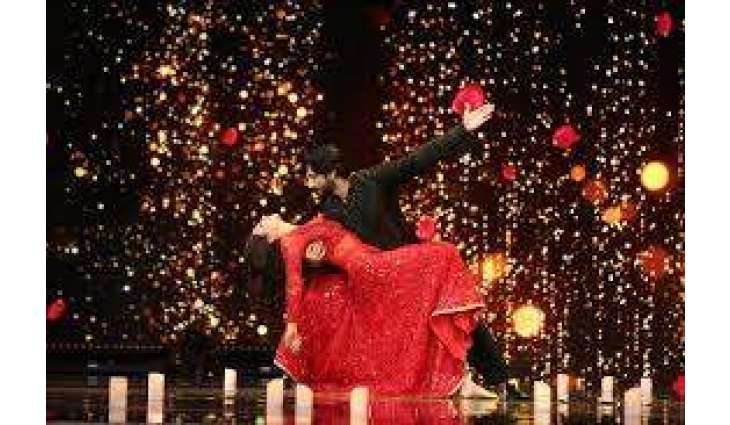 Mahira Khan's dance with Bilal Ashraf storms into social media