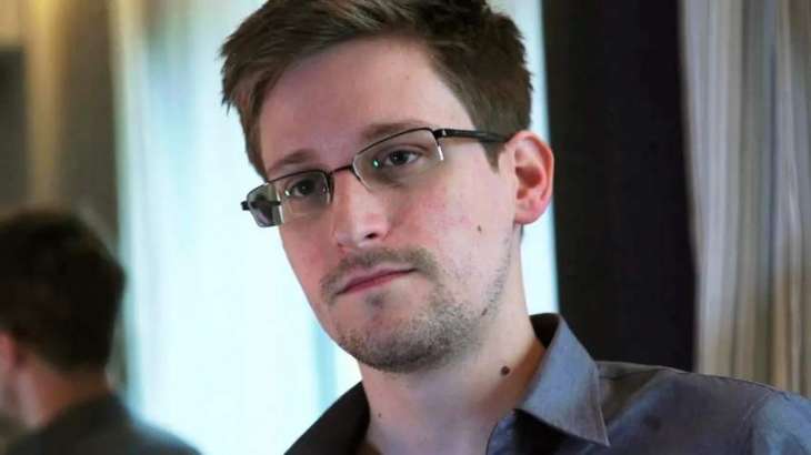 Edward Snowden Receives Russian Citizenship - Putin's Decree
