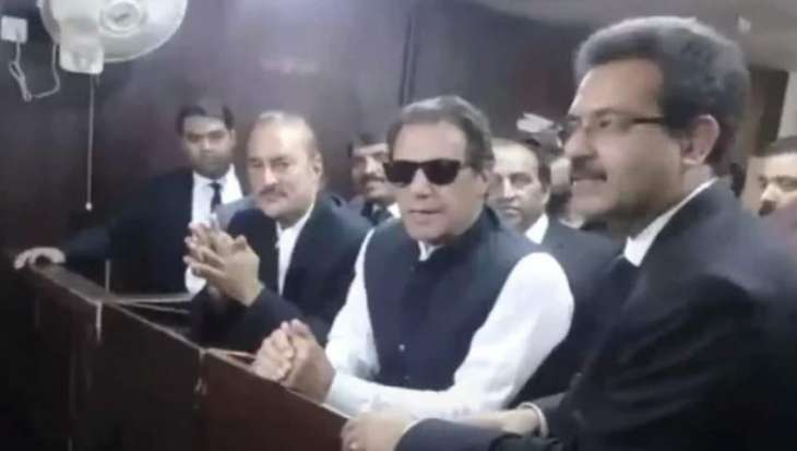 Imran Khan appears before female judge to apologize over his remarks