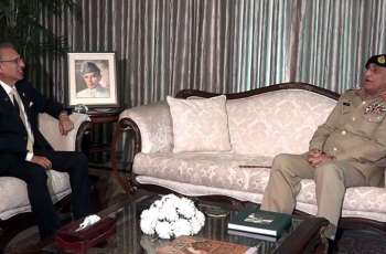 President Alvi lauds Army Chief’s services in field of defence