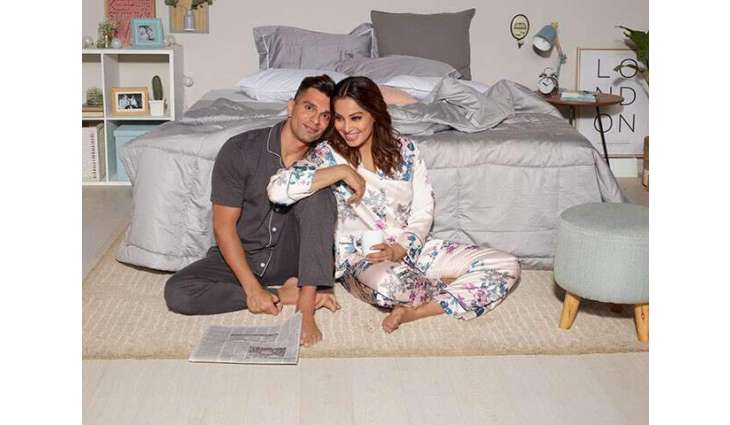 Bipasha, Karan welcome first baby-girl child