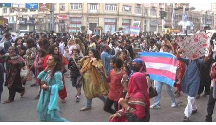 مظاھرة للمتحولین جنسیا فی مدینة کراتشي للمطالبة بحمایة حقوقھم