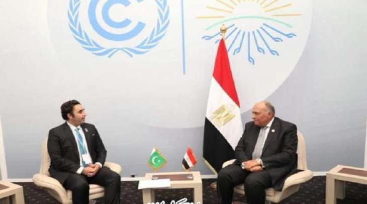 وزیر خارجیة باکستان یجتمع بنظیرہ المصري سامح الشکري علی ھامش موٴتمر COP27