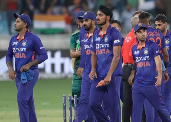 T20 World Cup 2022: Indian team under fire on social media for historic defeat