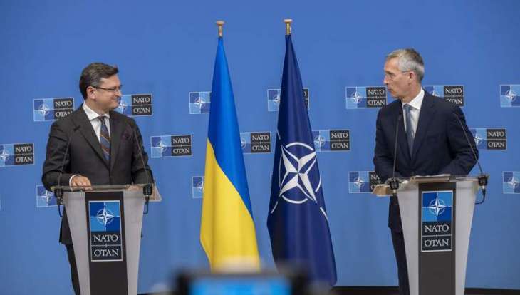 Ukraine's Foreign Minister Tells NATO Secretary General to Speed Up Weapon Deliveries