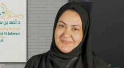 مقتل المحامیة العمانیة أمل العبریة علی ید طلیقھا أثناء تادیة عملھا داخل المحکمة