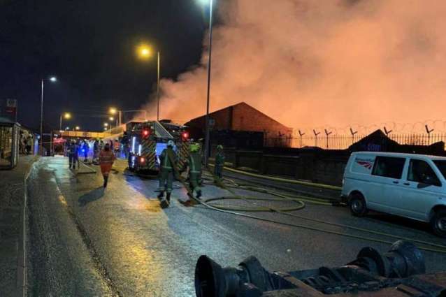 Fire Breaks Out at Abandoned Factory in UK's Wolverhampton - Fire Service