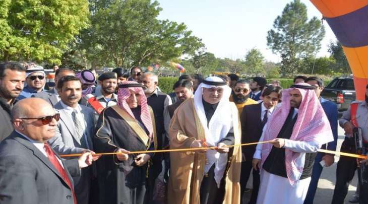 شاھد : سفیر سعودیة لدی باکستان یفتتح فعالیات الاسبوع الثقافي بالجامعة الاسلامیة العالمیة