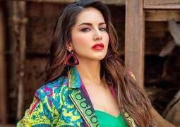 Sunny Leone gets injure on set of upcoming film Quotation Gang