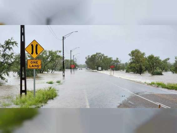 'Once in a century' flood cuts off communities in northwestern Australia
