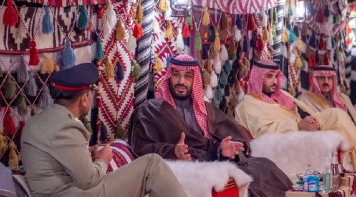 رئیس أرکان الجیش الجنرال عاصم منیر یجتمع بولي العھد السعودي فی المخیم الشتوي