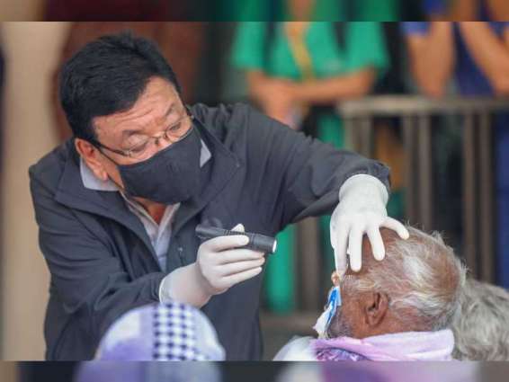 طبيب عيون نيبالي يفوز بـ"جائزة عيسى لخدمة الإنسانية" بدورتها الخامسة