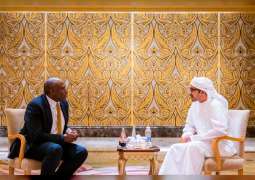 Abdullah bin Zayed meets Britain's Shadow Foreign Secretary