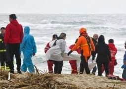 مقتل 24 مواطنا علی الأقل اثر غرق قارب مھاجرین بایطالیا