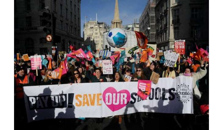 Participants of Largest Strike in Decade Start March in Central London - Reports