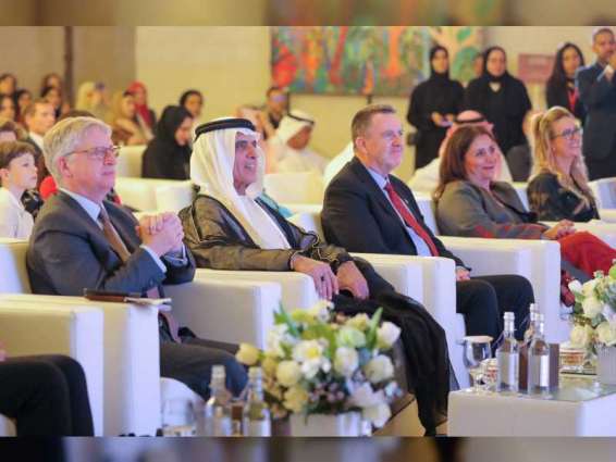 سعود بن صقر يشهد انطلاق فعاليات النسخة الـ 11 لـ "مهرجان رأس الخيمة للفنون البصرية"