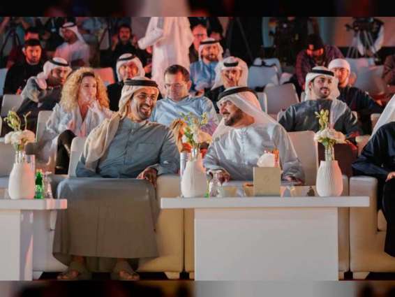 عبدالله بن سالم القاسمي يشهد انطلاق فعاليات النسخة الثانية عشرة من مهرجان أضواء الشارقة