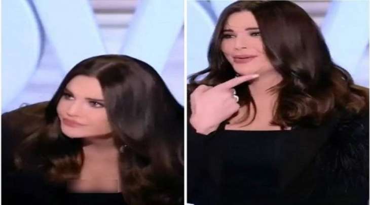 شاھد : اعلامیة لبنانیة تسقط عن کرسیھا أثناء تقدیم البرنامج