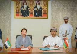 الإمارات وسلطنة عُمان توقعان مذكرة تفاهم في المجال البيئي