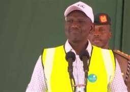رئیس کینیا ویلیام روتو یوقف خطابہ احتراما لآذان صلاة العصر