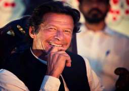 رئیس الوزراء السابق عمران خان یعرب عن استغرابہ من الاجراء ات الأمنیة ضد أنصارہ