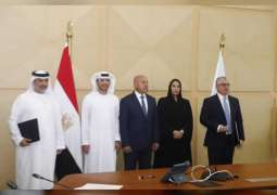 "موانئ أبوظبي" تبرم اتفاقية امتياز لمدة 30 عاماً لتطوير وتشغيل ميناء سفاجا المصري.  