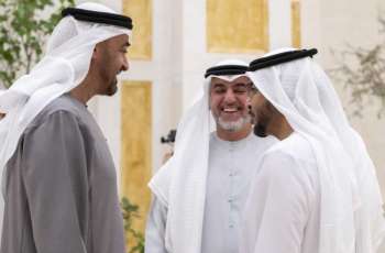 رئيس الدولة يستقبل الضيوف والمواطنين المهنئين بشهر رمضان