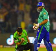 HBL PSL 8: Lahore Qalandars defeat Multan Sultans by 21 runs 