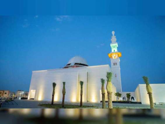 Humaid Al Nuaimi opens Raqib Mosque  in Ajman