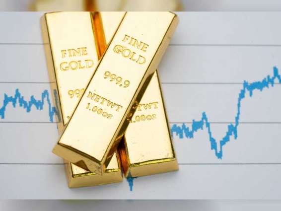 الذهب يخسر 30 دولاراً عند التسوية مع انحسار أزمة القطاع المصرفي