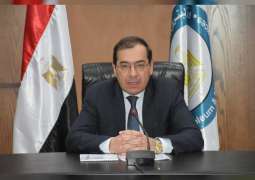 وزير البترول المصري : تنفيذ استثمارات ضخمة في قطاع البتروكيماويات بقيمة  1.4 مليار دولار
