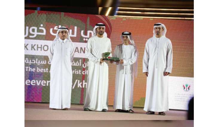 800 متنافس بسباق الجري المجتمعي في خورفكان 