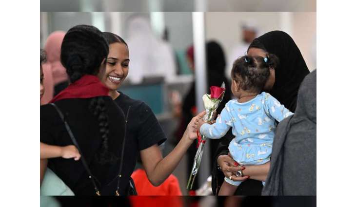 عائدون من السودان بعد إجلائهم: مواقف الإمارات الإنسانية ستظل خالدة في الوجدان