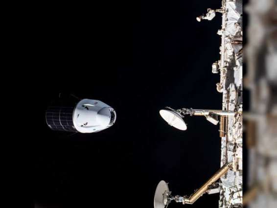 سلطان النيادي وطاقم البعثة 69 على متن محطة الفضاء الدولية يرسلون عينات بحثية إلى الأرض عبر المركبة "دراغون"