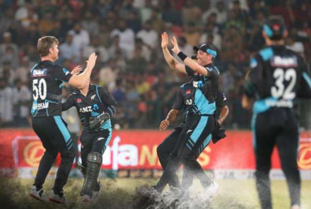 Breather for BlackCaps as they beat Pakistan in third T20I
