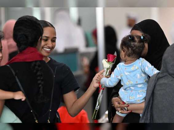 عائدون من السودان بعد إجلائهم: مواقف الإمارات الإنسانية ستظل خالدة في الوجدان