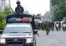 الشرطة تتھم رئیس الوزراء السابق عمران خان برفض السماح بتفتیش منزلہ