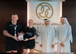 نجمة منتخب إنجلترا تبحث إطلاق برنامج رياضي لانتقاء مواهب كرة القدم في دبي